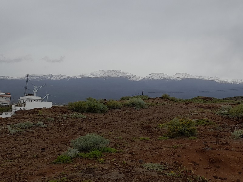 Hó a Teide csúcsán